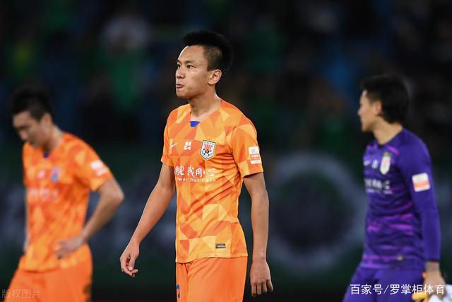 欧联杯-扎尼奥洛两造点+进球 罗马3-1逆转获出线