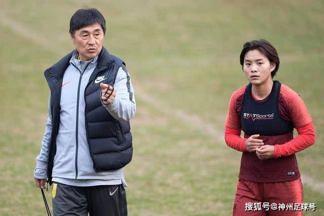武汉三镇状态回暖争亚冠首胜 数据示零封河内